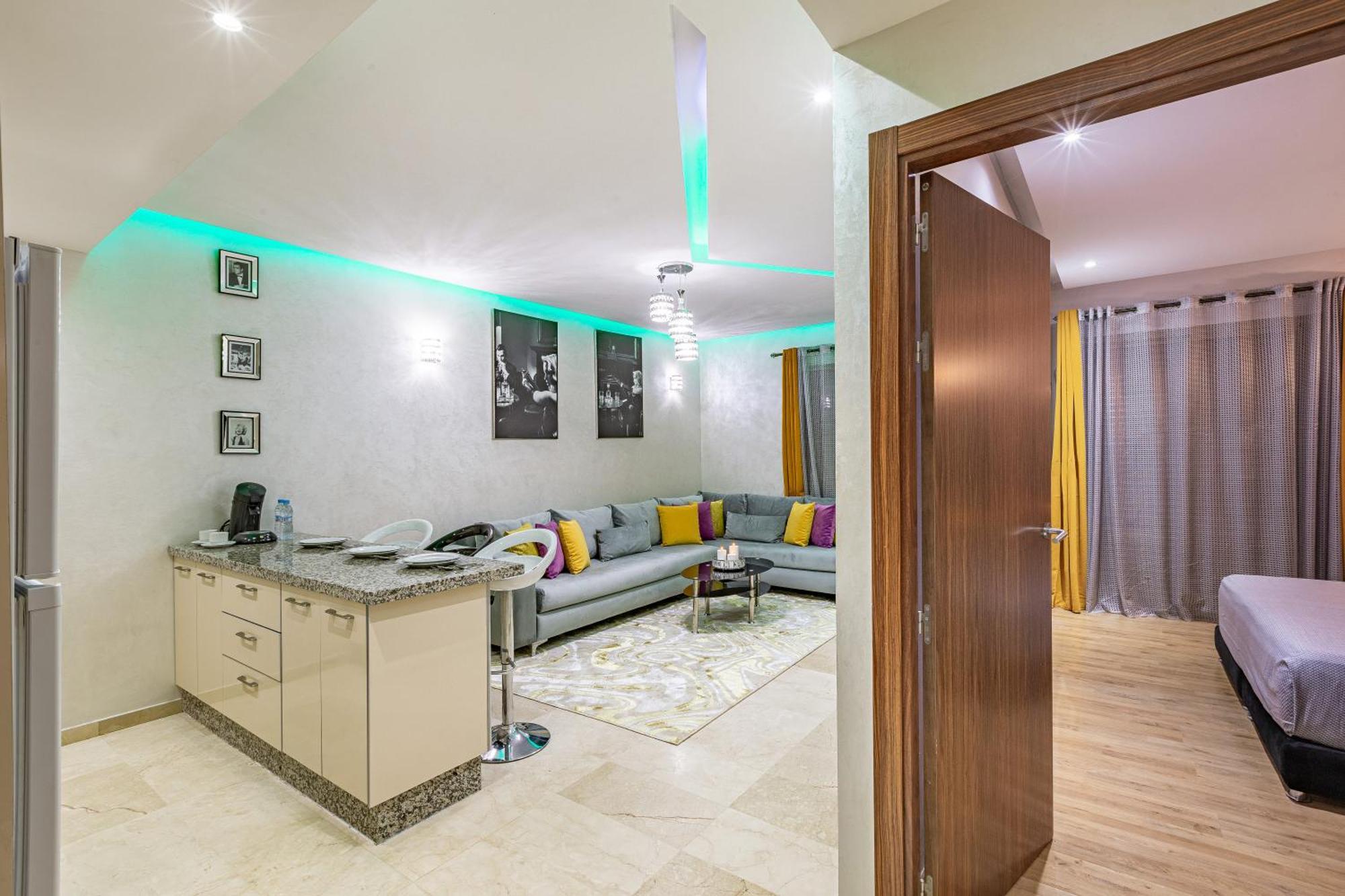Royal Deluxe Silver - Marrakech, Luxe Pool View Appartement *